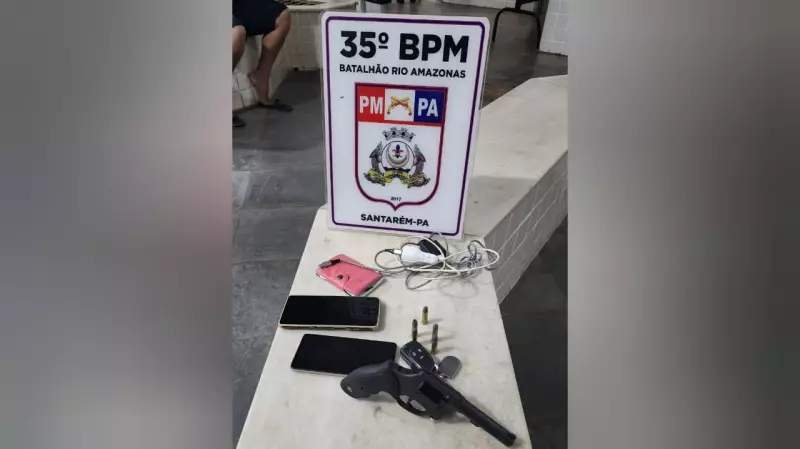 Jovem com mandado de prisão é preso após tentar fugir de barreira da PM em Santarém