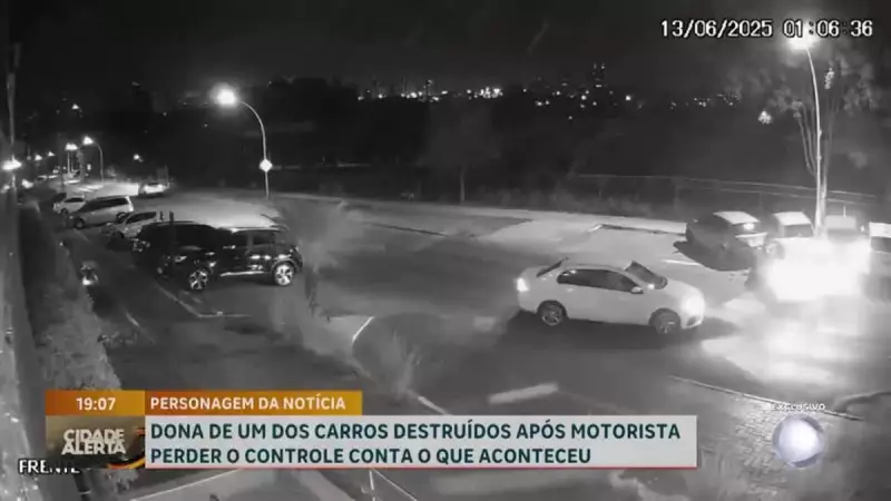 Jovem dorme ao volante e causa acidente com quatro veículos em Águas Claras, DF