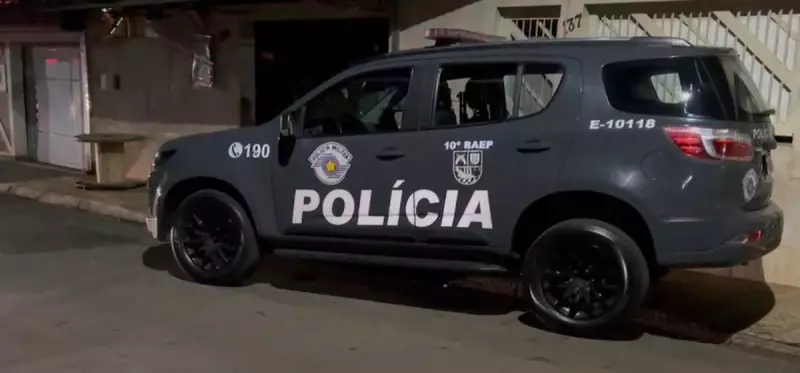 Jovem é atropelado por viatura do BAEP durante fuga e acaba preso por tráfico em Limeira