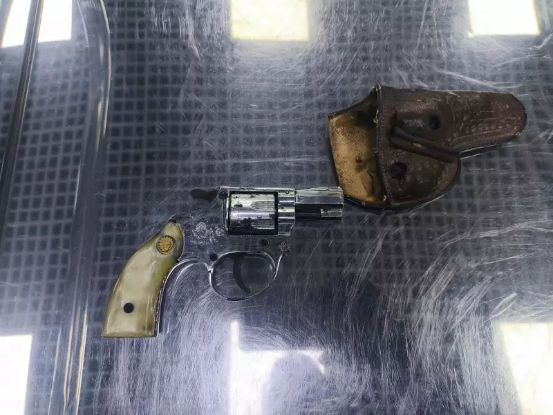 Jovem é preso com arma em mochila no Aeroporto de Maceió: 'Peguei a bolsa por engano', diz