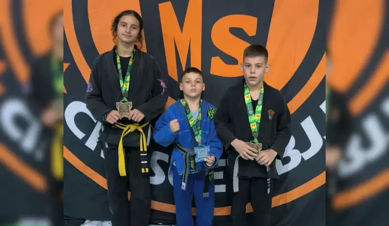 Jovens do ES brilham no Brasileiro de Jiu-Jitsu e mostram força do projeto social