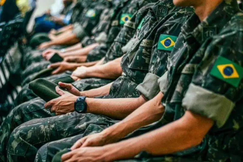 Jovens têm até 30 de junho para se alistar no serviço militar obrigatório — saiba como fazer