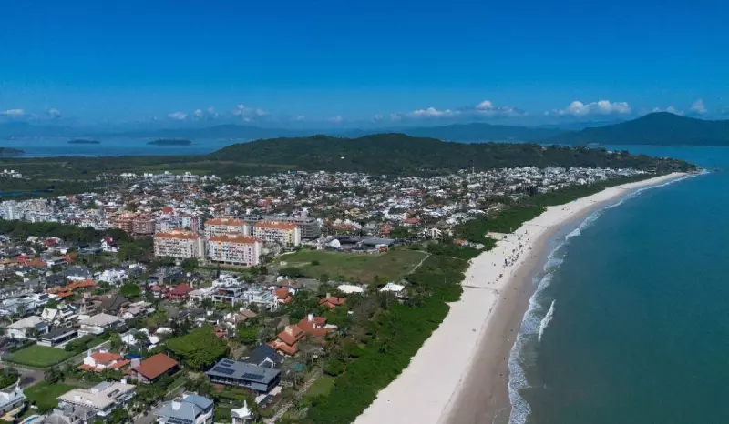 Jurerê Internacional é eleita a melhor praia urbana do mundo ibero-americano