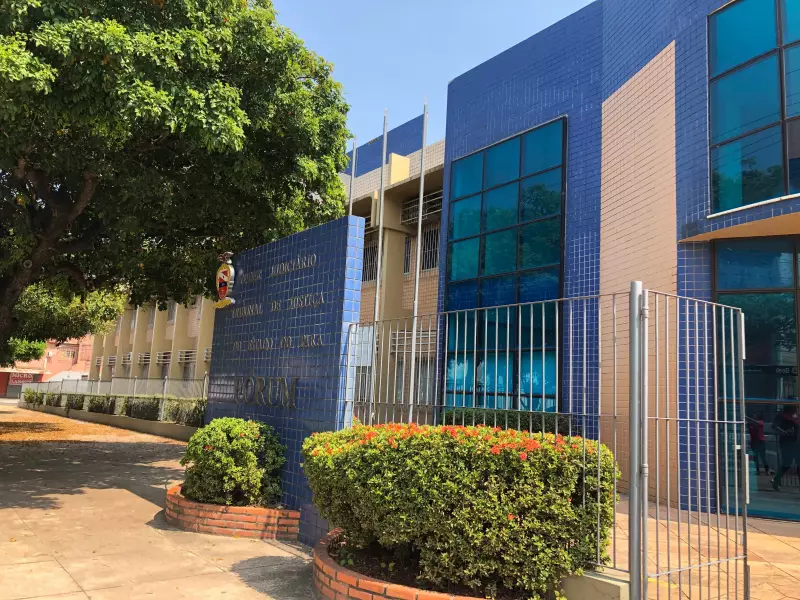 Júri Popular Decide Destino de Acusado por Tentativa de Homicídio com Motivação Política em Mojuí dos Campos