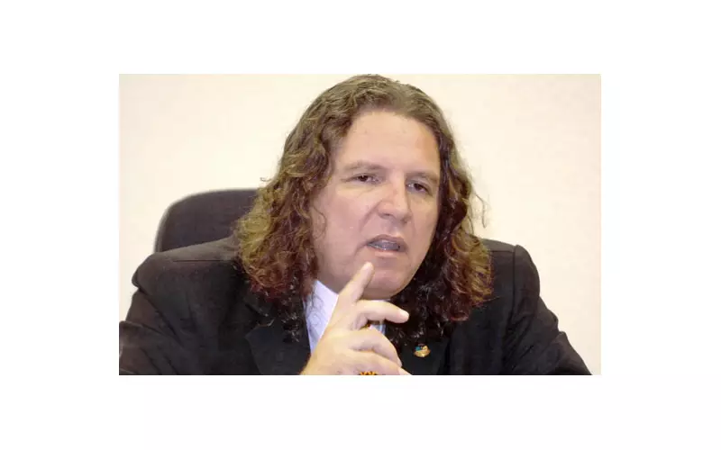 Justiça determina busca e apreensão na Unitri, universidade ligada a ex-senador