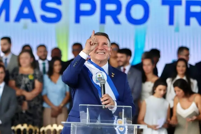 Justiça mantém prefeito de Palmas preso após audiência de custódia: 'Serenidade de sempre', diz advogado