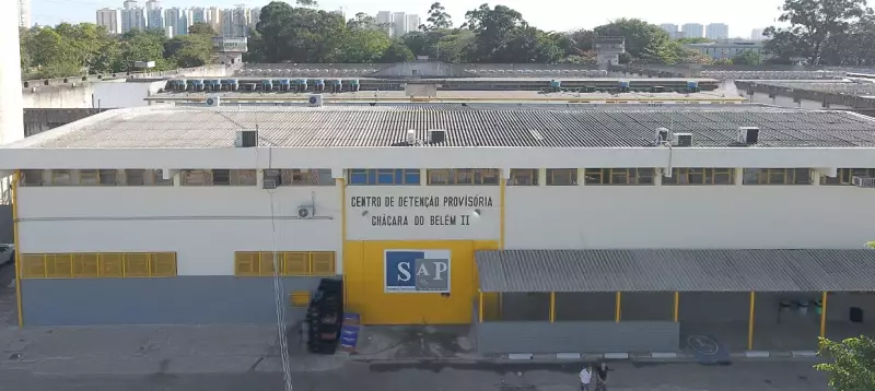 Justiça obriga governo de SP a reforçar atendimento médico em CDPs após ação da Defensoria