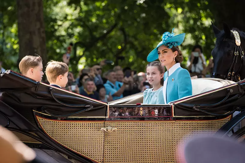 Kate Middleton e Princesa Charlotte: 7 looks fashion que mãe e filha arrasaram juntas