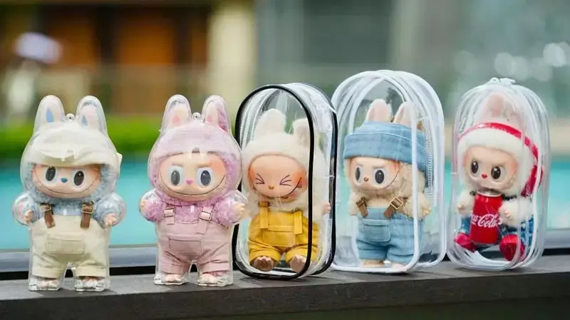 Labubu: Como esses bonecos fofos e bizarros conquistaram o mundo