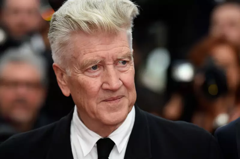 Leilão de objetos pessoais de David Lynch arrecada valor surpreendente para instituição de saúde mental