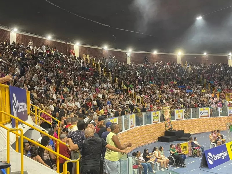 Levanta Poeira 2025: Segunda Noite de Festa Atrai Multidão em São João