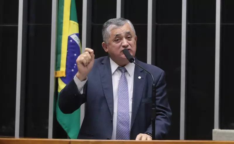 Líder do governo na Câmara defende taxação de títulos do mercado financeiro: entenda o impacto