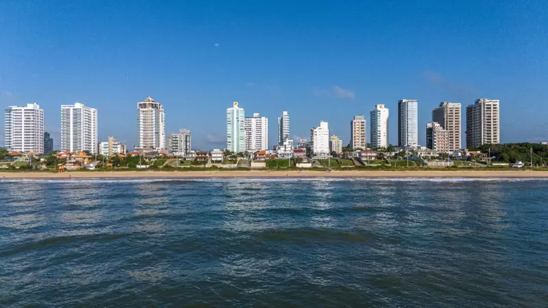 Litoral Norte de SC: O Novo Paraíso para Investidores Além da Safra