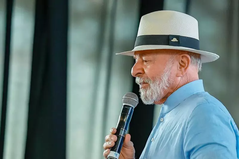 Lula defende união do Caribe contra embargo a Cuba e critica medidas dos EUA