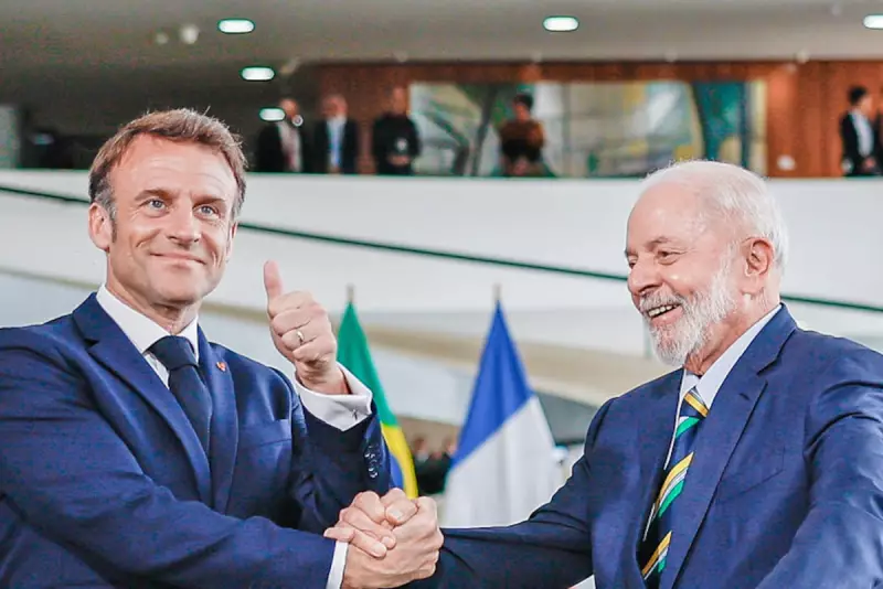 Lula e Macron realizam coletiva conjunta em Paris: Confira os destaques!