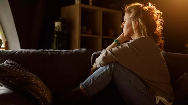 Luto Invisível: Como o Aborto Espontâneo Está Saindo das Sombras na Sociedade