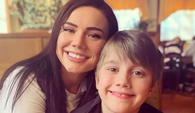 Mãe de reality show sobre maternidade é impedida de entrar no funeral do próprio filho de 16 anos