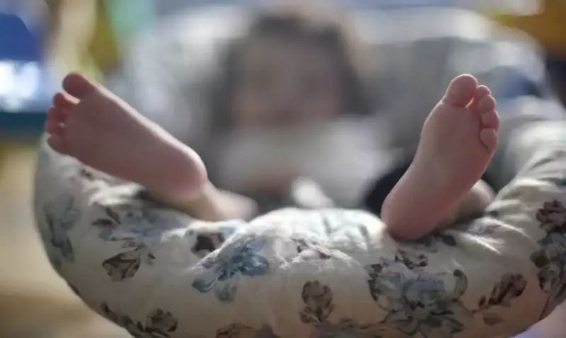 Mãe recorre à Justiça após pai batizar filho sem consentimento e perde caso no DF