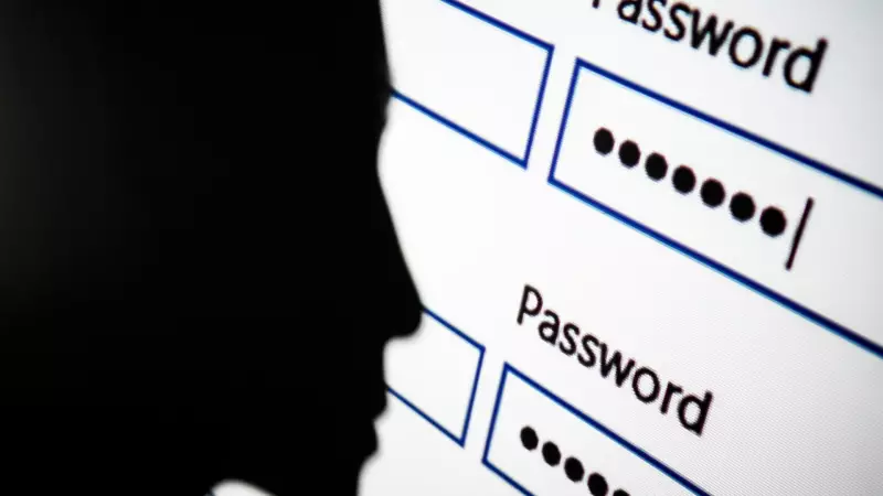 Maior vazamento de dados da história expõe 16 bilhões de senhas: o que você precisa saber