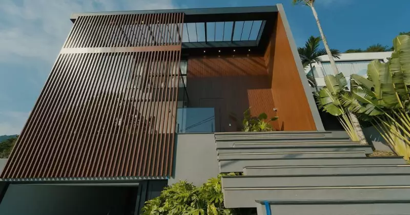 Mansão de R$ 28 milhões em Balneário Camboriú: Luxo à Beira-Mar com Detalhes Exclusivos