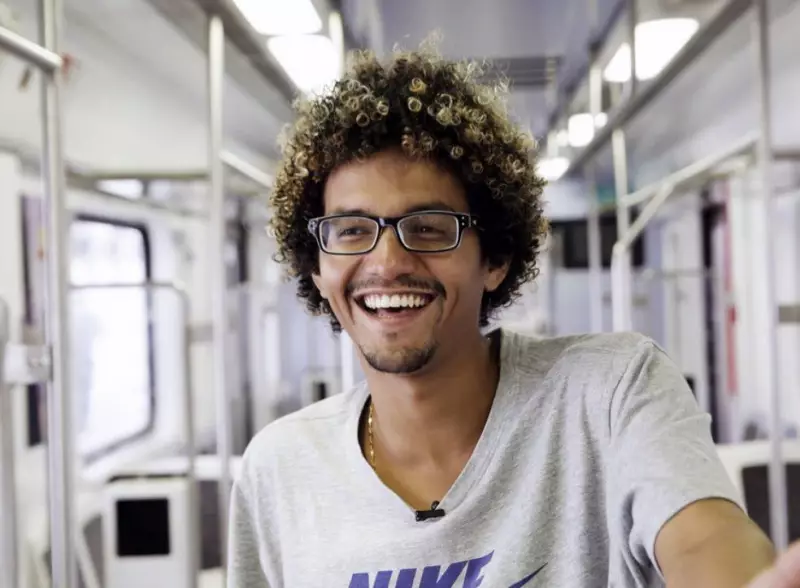 MC Estudante, famoso rapper, é acusado de agressão por ex-namorada