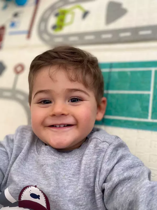 Menino com doença rara arrecada R$ 1,8 milhão em campanha emocionante no Triângulo Mineiro