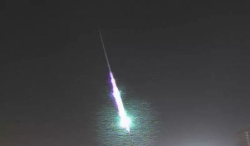Meteoro ilumina o céu de Sorocaba em registro impressionante; veja o vídeo!