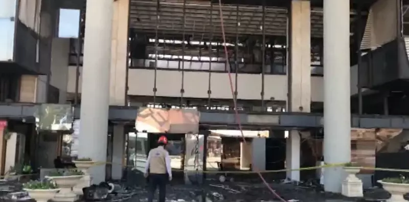 Mídia estatal do Irã revela imagens chocantes de complexo de TV destruído por Israel