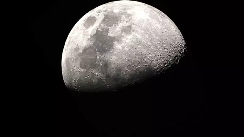 Mineração lunar pode render mais lucros do que asteroides, revela estudo