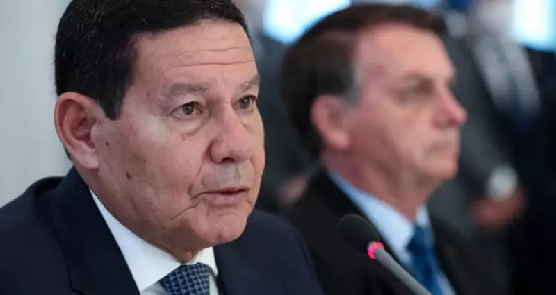 Moraes ordena à PF ouvir Hamilton Mourão sobre telefonema de Bolsonaro antes de depoimento