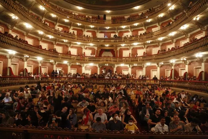 Mostra Nilza Maria apresenta cinco espetáculos gratuitos no Theatro da Paz em Belém