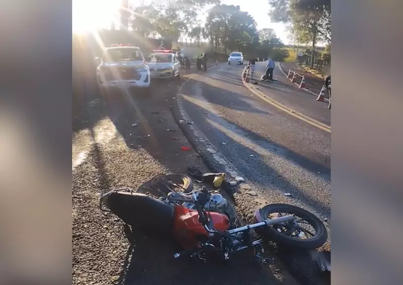Motociclista se fere em acidente com viatura do DER na SP-141 em Cesário Lange