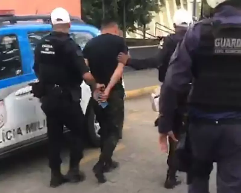 Motociclista tenta subornar guarda municipal em Resende e acaba preso