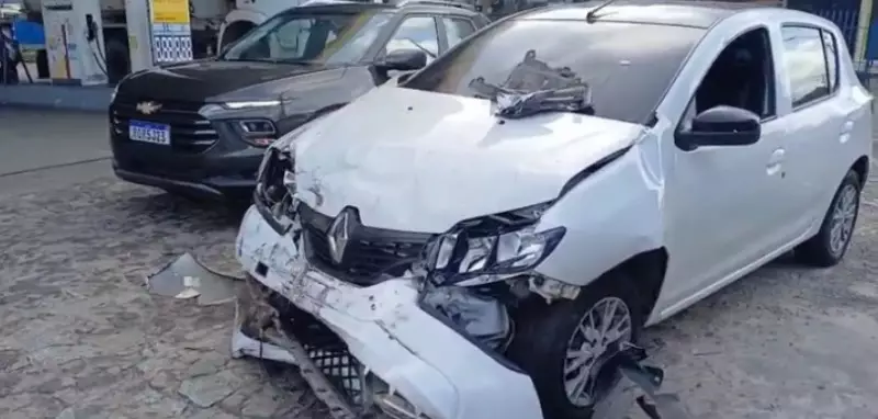 Motorista em fuga causa caos no trânsito de São Luís e é linchado por populares