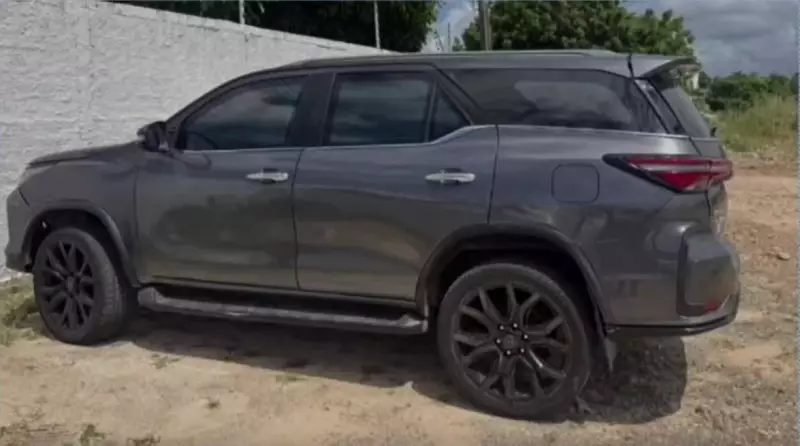 Motorista embriagado ataca policiais com carro, foge e é preso após perseguição no Ceará