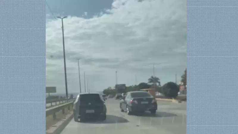 Motorista persegue e fecha outro carro na Via Estrutural, no DF; veja o vídeo