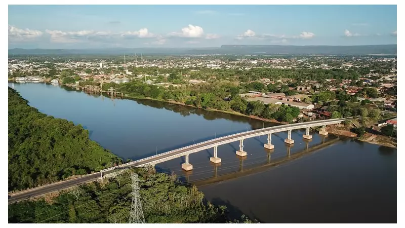MT sanciona lei que libera comércio sem impostos na fronteira com a Bolívia: saiba como funciona