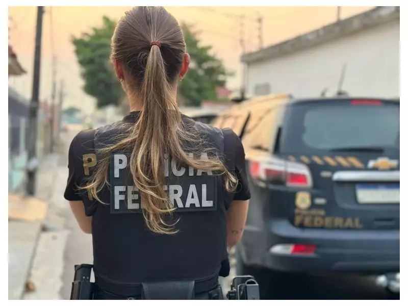 Mulher é presa pela PF por produzir e vender imagens de abuso infantil na internet
