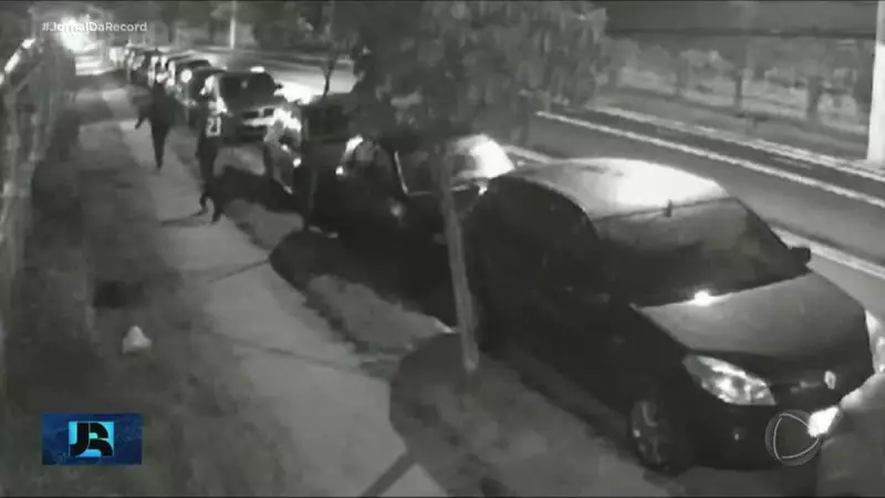 Mulher é sequestrada após parar para trocar pneu furado em SP — saiba como se proteger