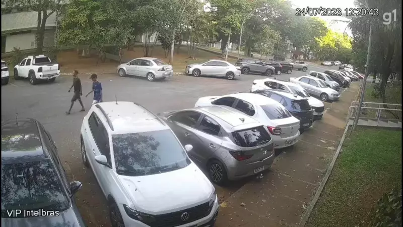 Mulher é vítima de sequestro-relâmpago na Asa Norte, DF: carro e celular roubados