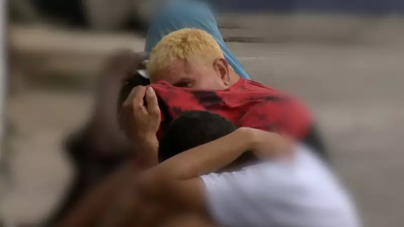 Mulher mantida em cárcere privado é libertada para levar filho à escola: professores denunciam agressões e a levam à delegacia no ES