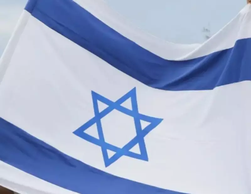 Mundo em chamas e Brasil obcecado por Israel: o que está por trás dessa fixação?