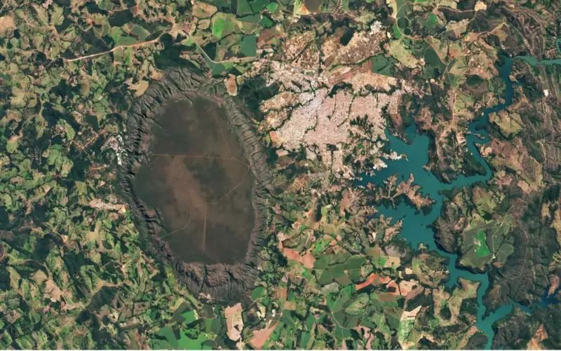 NASA revela imagem impressionante da Serra de Caldas em Goiás: veja a foto!