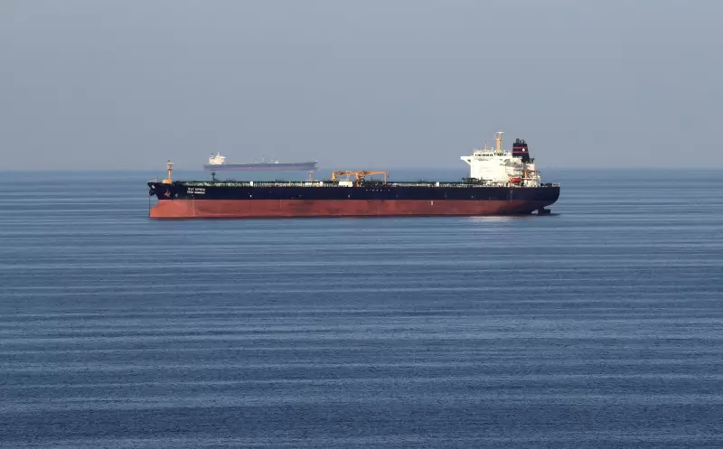 Navios colidem no Estreito de Ormuz: tensão entre Israel e Irã aumenta
