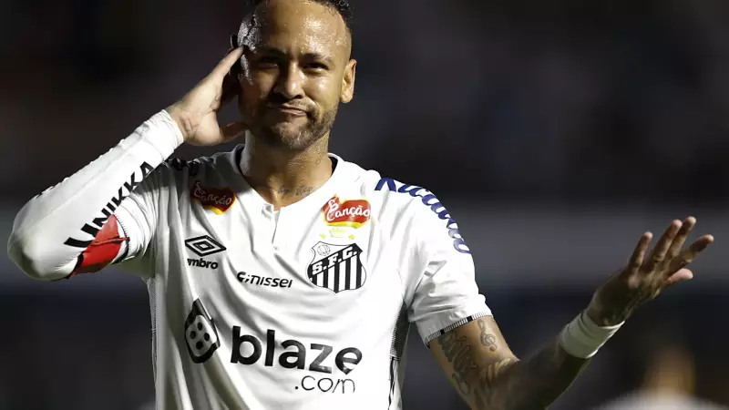 Neymar brilha em retorno ao Santos e anima torcida para o Brasileirão