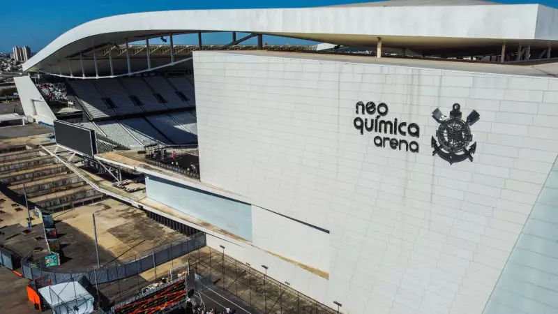 Nike prepara proposta milionária para continuar patrocinando o Corinthians