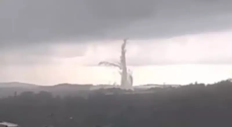 Nuvem em formato de funil surpreende moradores de Jundiaí; veja vídeo impressionante