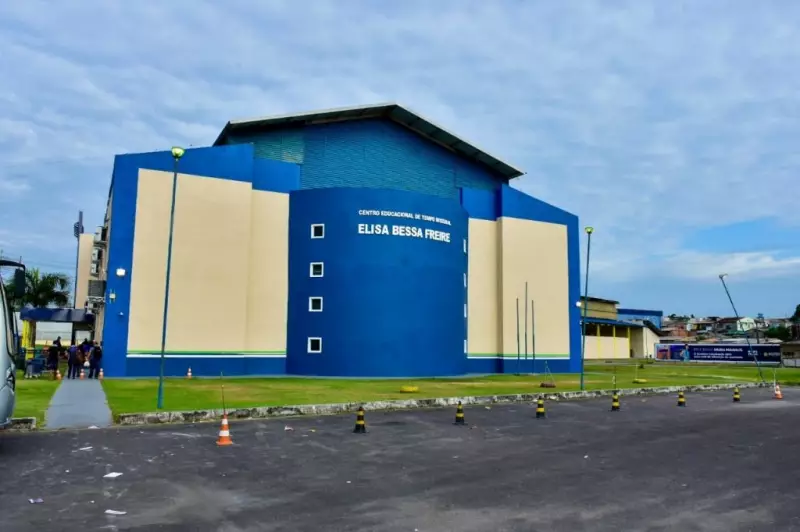 Obras atrasam início da segunda fase do projeto Pipoca em Cena em escola de Manaus