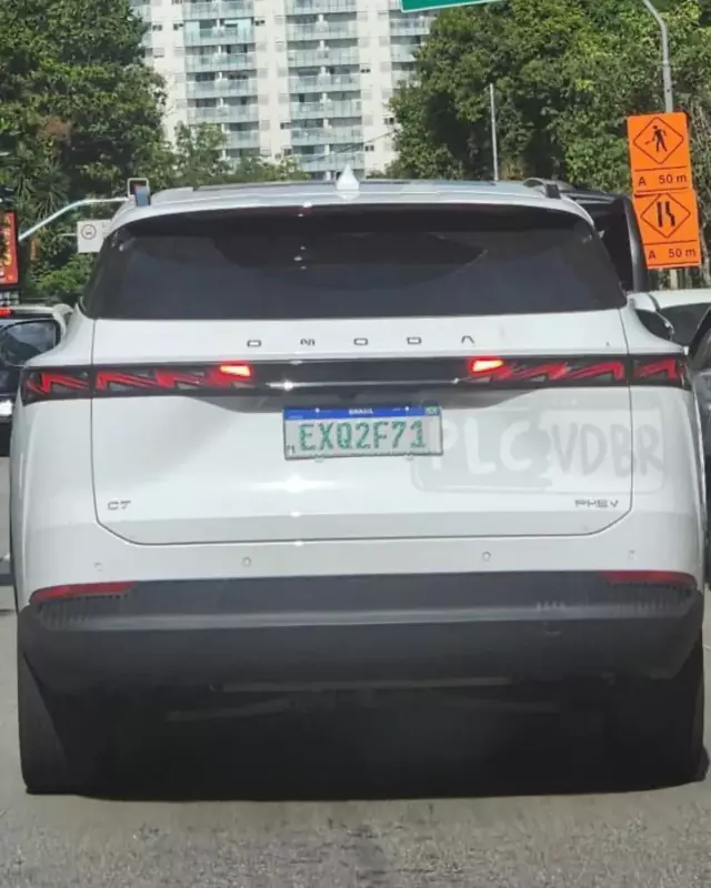Omoda C7 híbrido é flagrado em testes e promete revolucionar o mercado automotivo