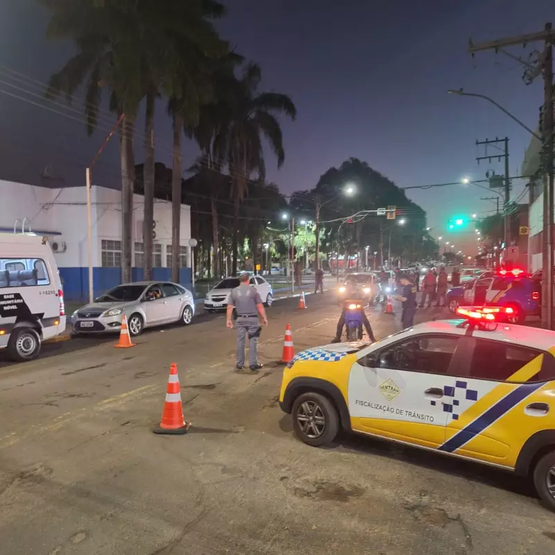 Operação conjunta em Martinópolis aborda mais de 360 veículos em apenas 3 horas